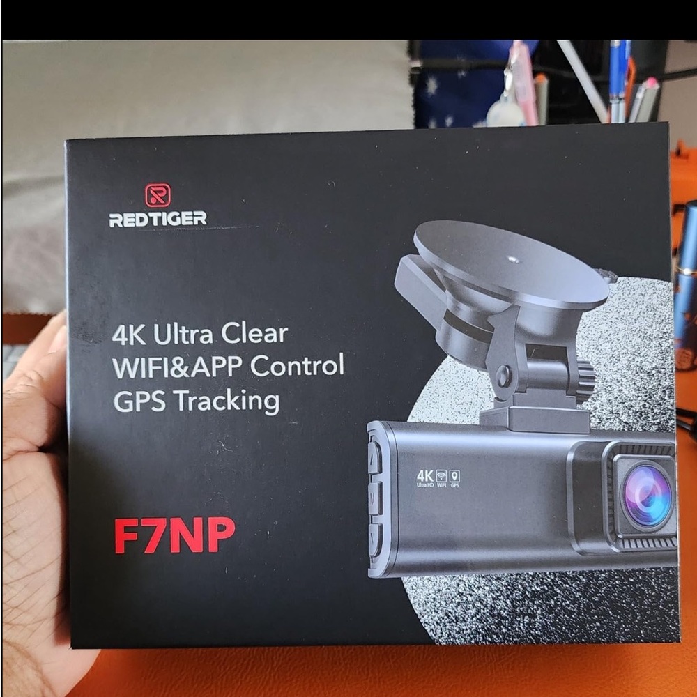 F7NP 4K Dash Cam - Black